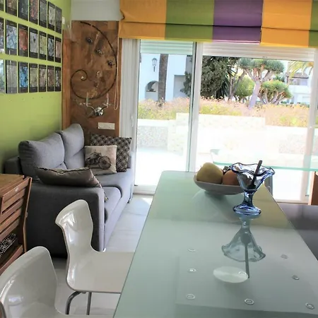 Alcazaba Beach Apartmán